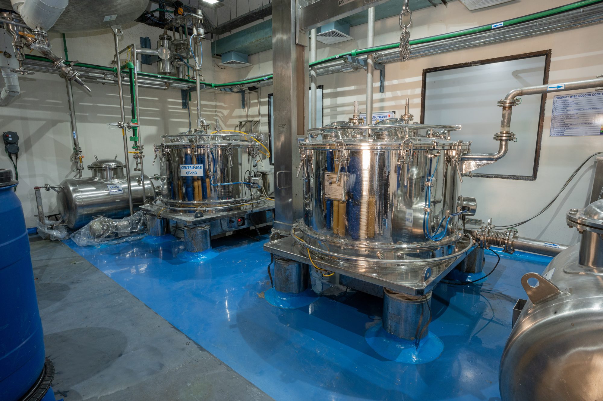 Filtration vessels