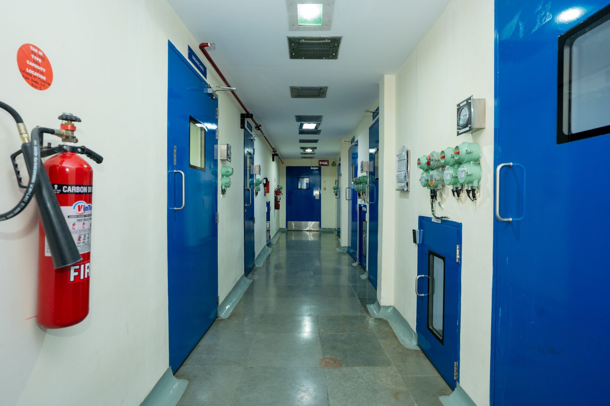Contained clean-room corridor at the corticosteroid facility