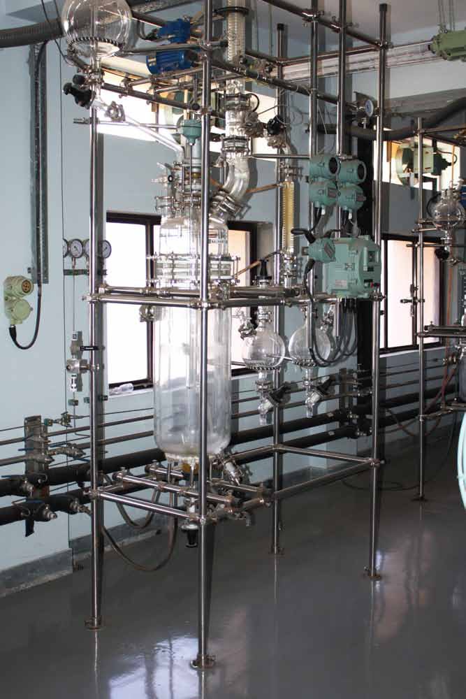 Glass reactor train